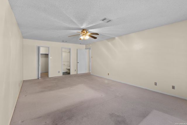 6858 cape meadow, Converse, TX 78109