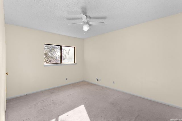 6858 cape meadow, Converse, TX 78109