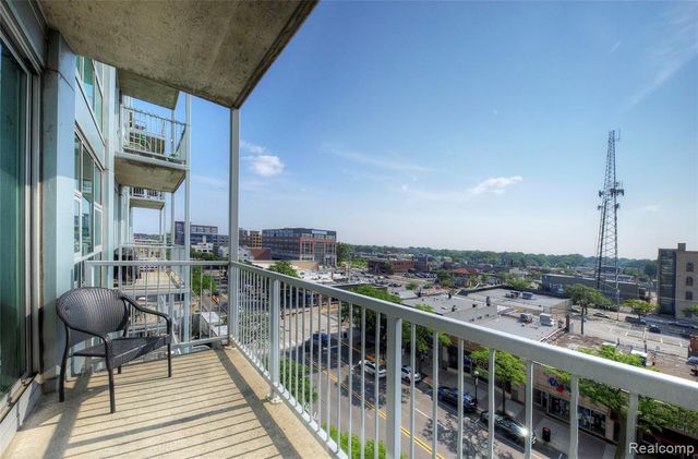 100 W 5th St 610, Royal Oak, MI 48067