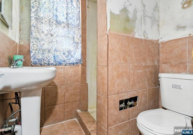 213 Kerrigan Boulevard, Newark, NJ 07106