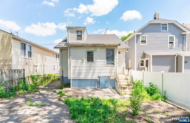 213 Kerrigan Boulevard, Newark, NJ 07106
