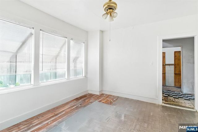 213 Kerrigan Boulevard, Newark, NJ 07106