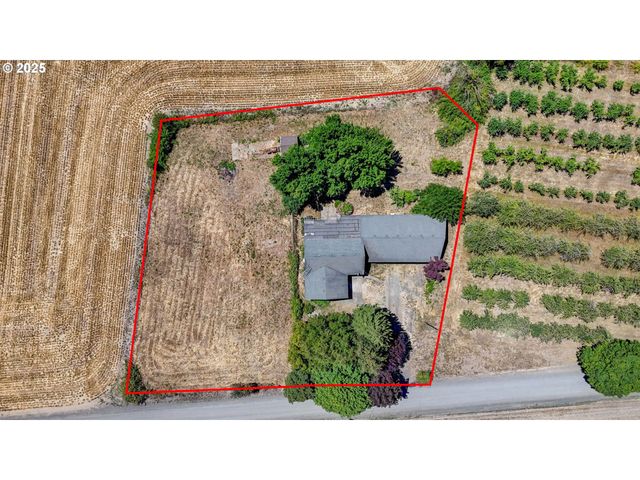 5886 Se BOOTH BEND Rd, Mc Minnville, OR 97128