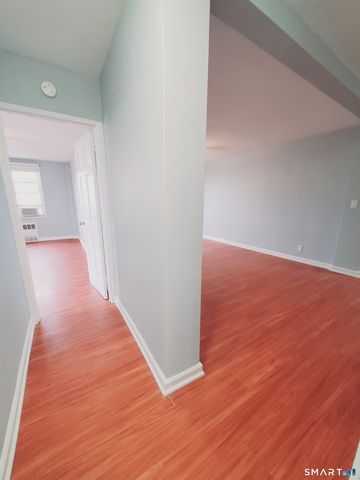 39 Glenbrook Road 2T, Stamford, CT 06902