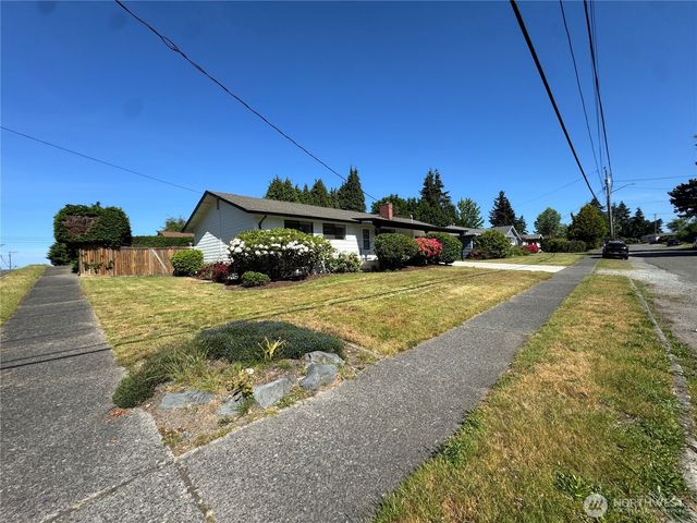 1502 N James St, Tacoma, WA 98406