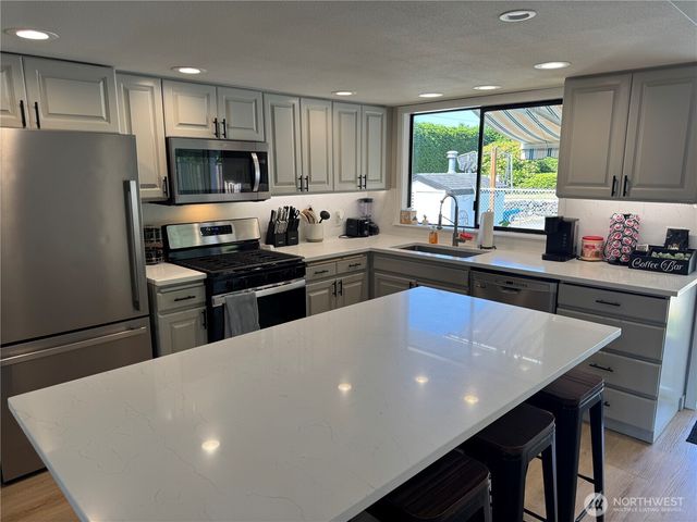 1502 N James St, Tacoma, WA 98406