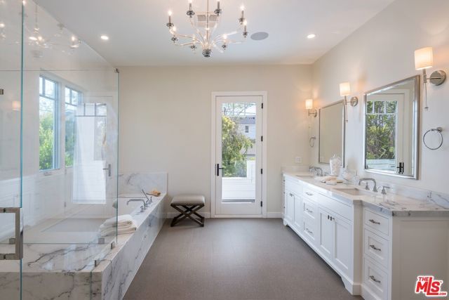 530 Arbramar Avenue, Pacific Palisades (los Angeles), CA 90272