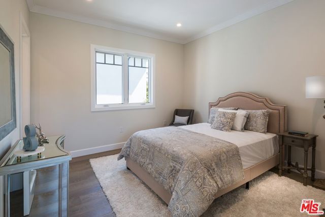 530 Arbramar Avenue, Pacific Palisades (los Angeles), CA 90272