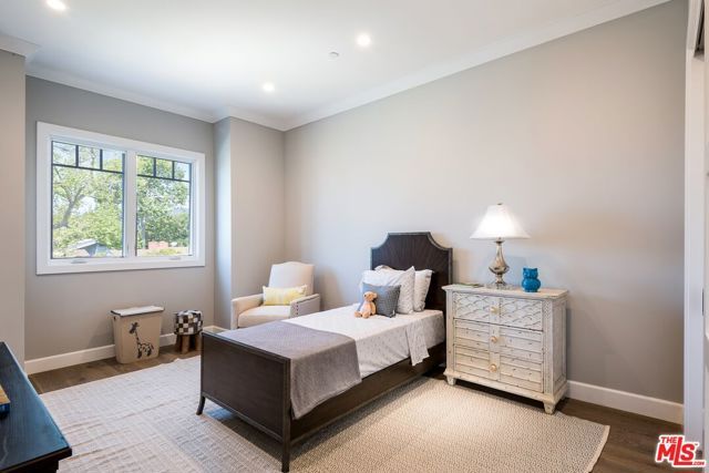 530 Arbramar Avenue, Pacific Palisades (los Angeles), CA 90272