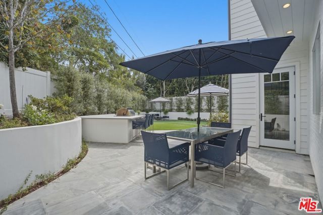 530 Arbramar Avenue, Pacific Palisades (los Angeles), CA 90272