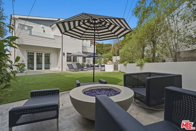 530 Arbramar Avenue, Pacific Palisades (los Angeles), CA 90272