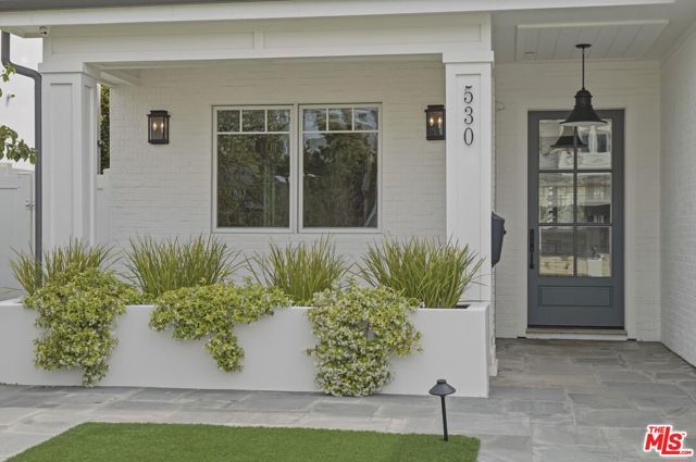 530 Arbramar Avenue, Pacific Palisades (los Angeles), CA 90272