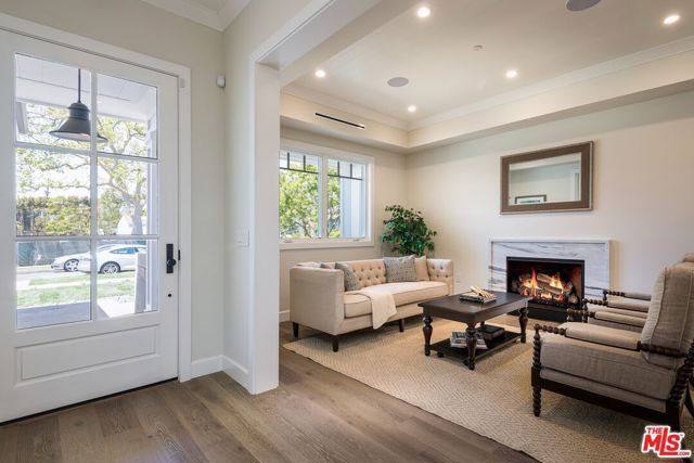 530 Arbramar Avenue, Pacific Palisades (los Angeles), CA 90272
