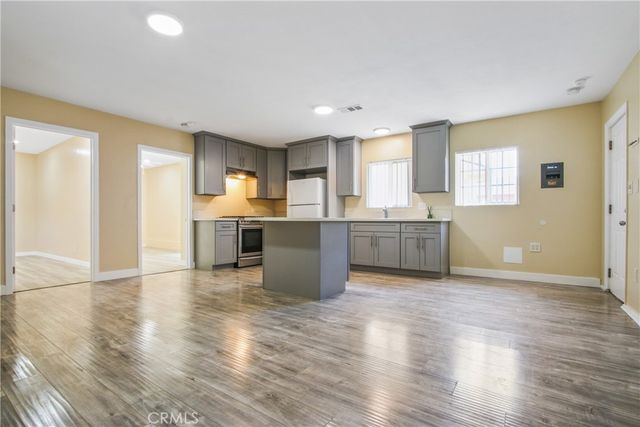 10529 S Truro, Inglewood, CA 90304