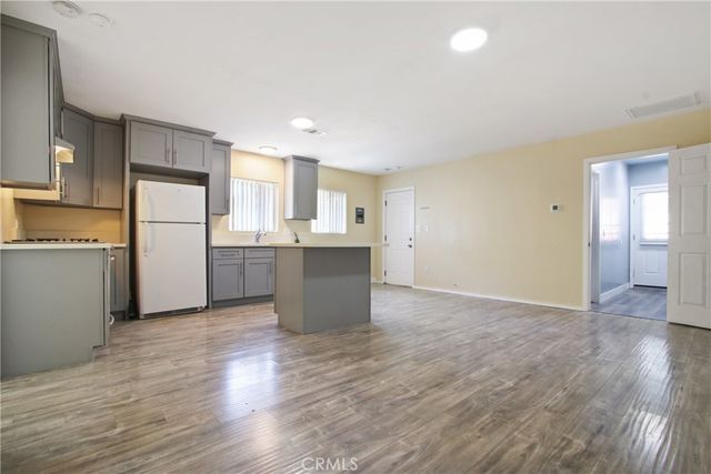 10529 S Truro, Inglewood, CA 90304