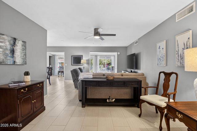 10939 W ROUNDELAY Circle, Sun City, AZ 85351