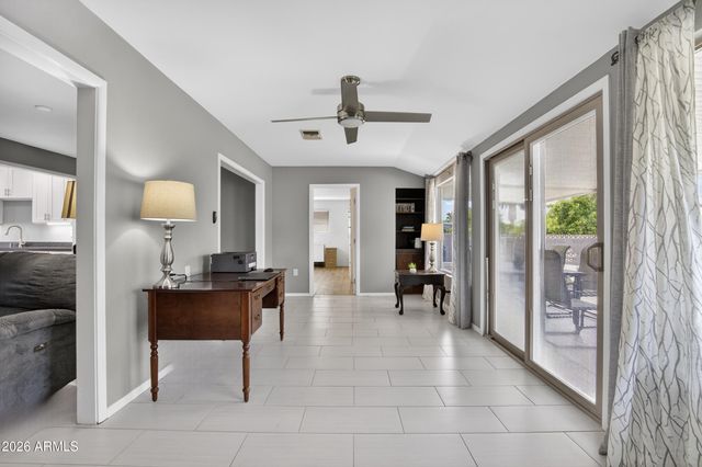 10939 W ROUNDELAY Circle, Sun City, AZ 85351