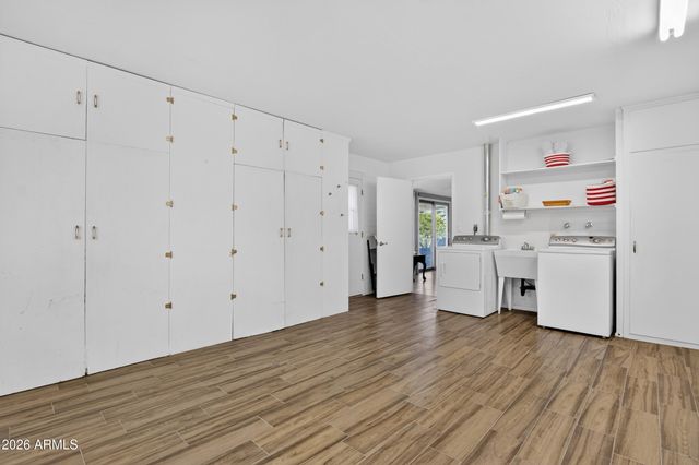 10939 W ROUNDELAY Circle, Sun City, AZ 85351