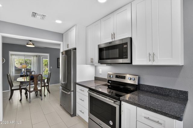 10939 W ROUNDELAY Circle, Sun City, AZ 85351