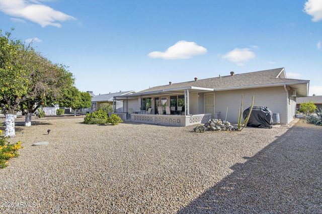 10939 W ROUNDELAY Circle, Sun City, AZ 85351