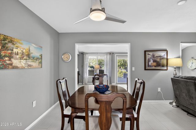 10939 W ROUNDELAY Circle, Sun City, AZ 85351