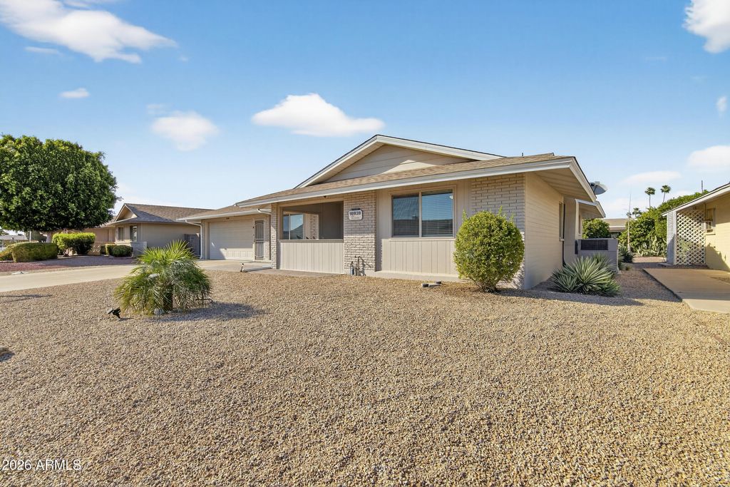 10939 W ROUNDELAY Circle, Sun City, AZ 85351