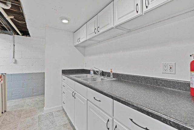 178 W Saveland AVENUE, Milwaukee, WI 53207