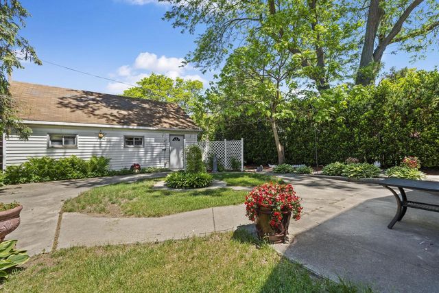 178 W Saveland AVENUE, Milwaukee, WI 53207