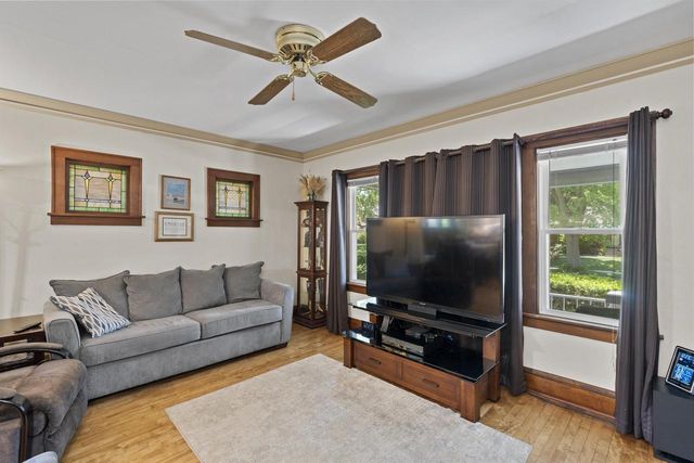 178 W Saveland AVENUE, Milwaukee, WI 53207