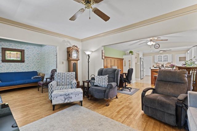 178 W Saveland AVENUE, Milwaukee, WI 53207