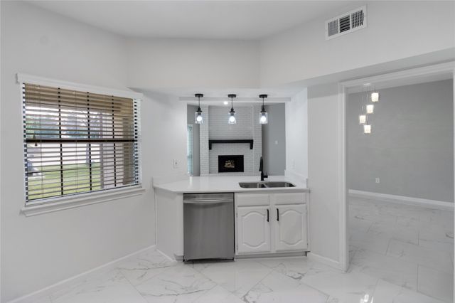 2835 Keller Springs Road 903, Carrollton, TX 75006