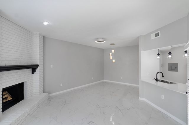 2835 Keller Springs Road 903, Carrollton, TX 75006