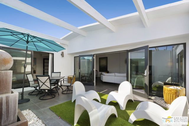 2084 S Lagarto Way, Palm Springs, CA 92264