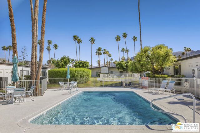 2084 S Lagarto Way, Palm Springs, CA 92264