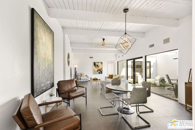 2084 S Lagarto Way, Palm Springs, CA 92264