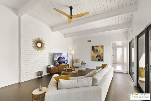 2084 S Lagarto Way, Palm Springs, CA 92264