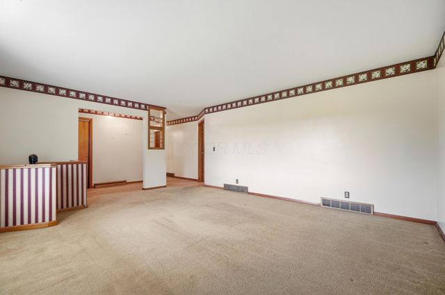 121 Baltimore Somerset Road NE, Baltimore, OH 43105