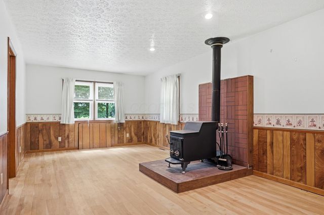 121 Baltimore Somerset Road NE, Baltimore, OH 43105