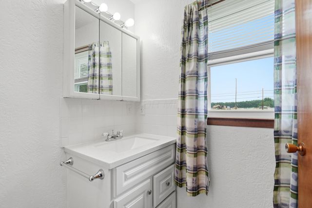 121 Baltimore Somerset Road NE, Baltimore, OH 43105