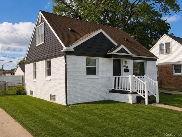 25123 Mackinac Street, Roseville, MI 48066