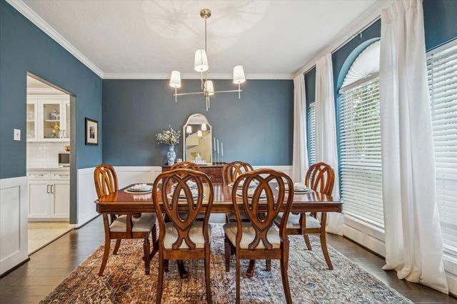 1914 Westwood Lake Court, Kingwood, TX 77339