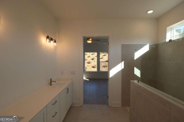 1339 Autumn Lake Drive, Gainesville, GA 30504