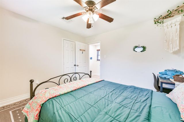 1422 Cedarbrook Court, Seabrook, TX 77586