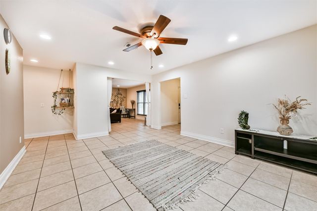 1422 Cedarbrook Court, Seabrook, TX 77586