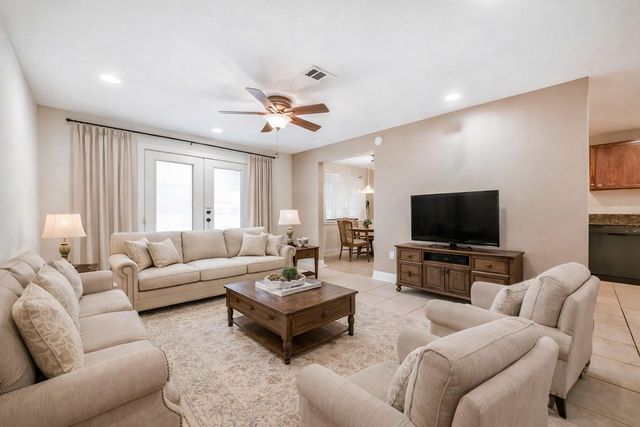 1422 Cedarbrook Court, Seabrook, TX 77586