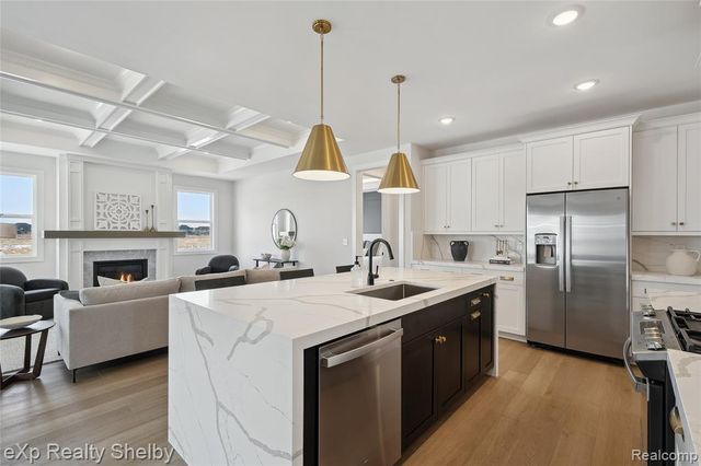52030 Wellington Valley Drive, Macomb, MI 48042