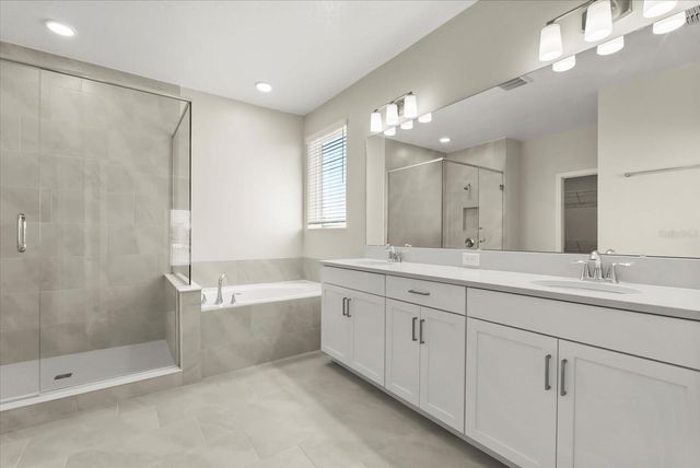 1320 HYDE STREET, St Cloud, FL 34771