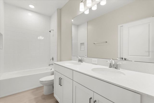 1320 HYDE STREET, St Cloud, FL 34771