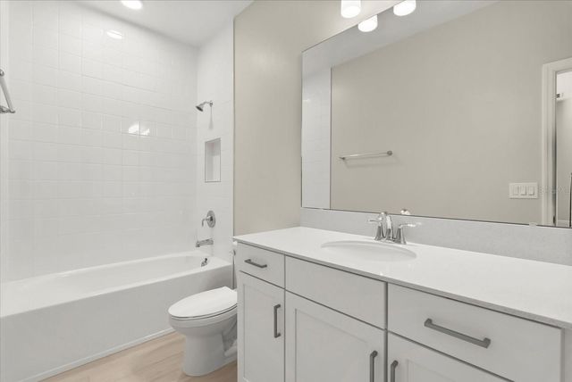 1320 HYDE STREET, St Cloud, FL 34771