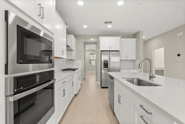 1320 HYDE STREET, St Cloud, FL 34771